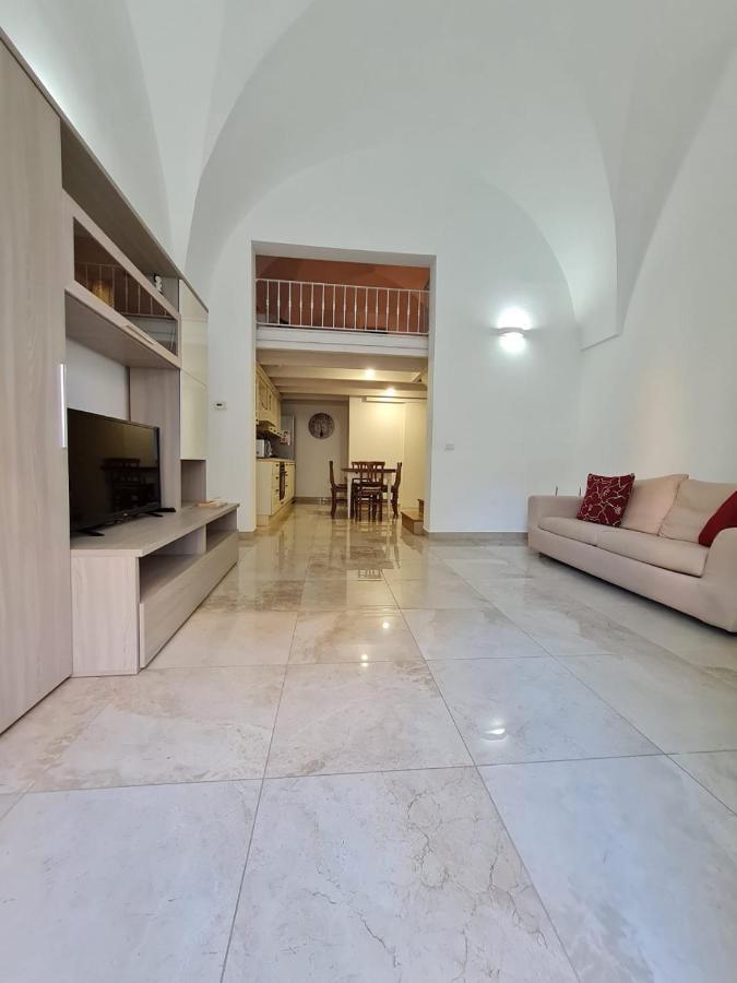 Flat 24 Maggio Lägenhet Lecce Exteriör bild